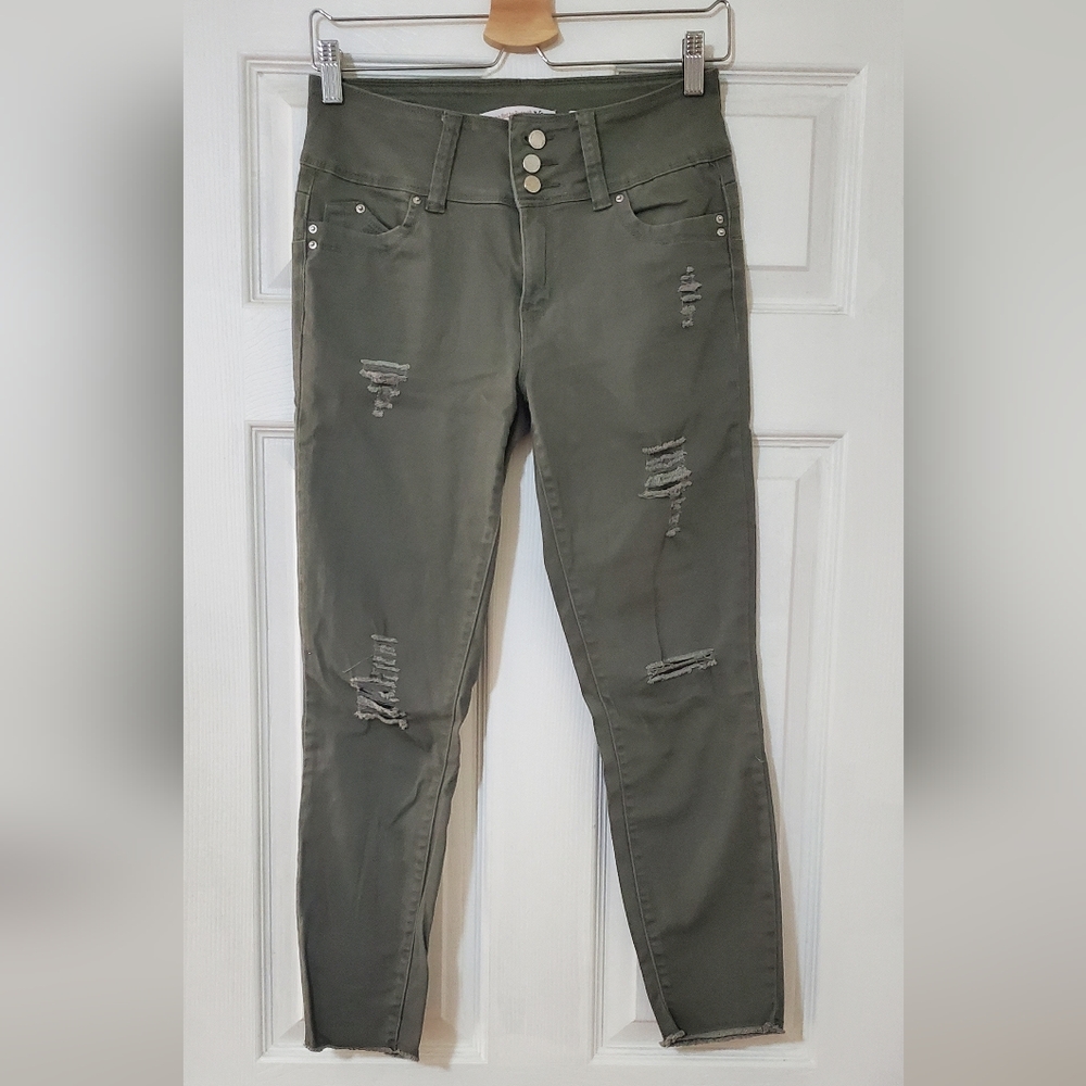Ymi Jeans women size 5, khaki